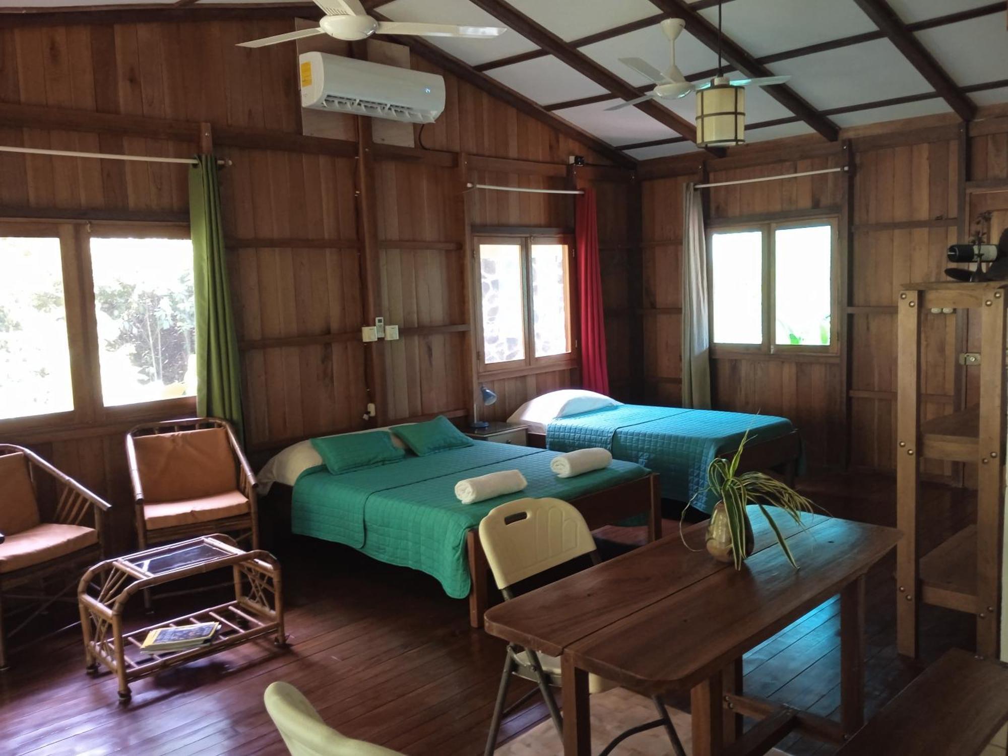 Cabanas Bajo Bosque Drake Drake Bay Exterior photo