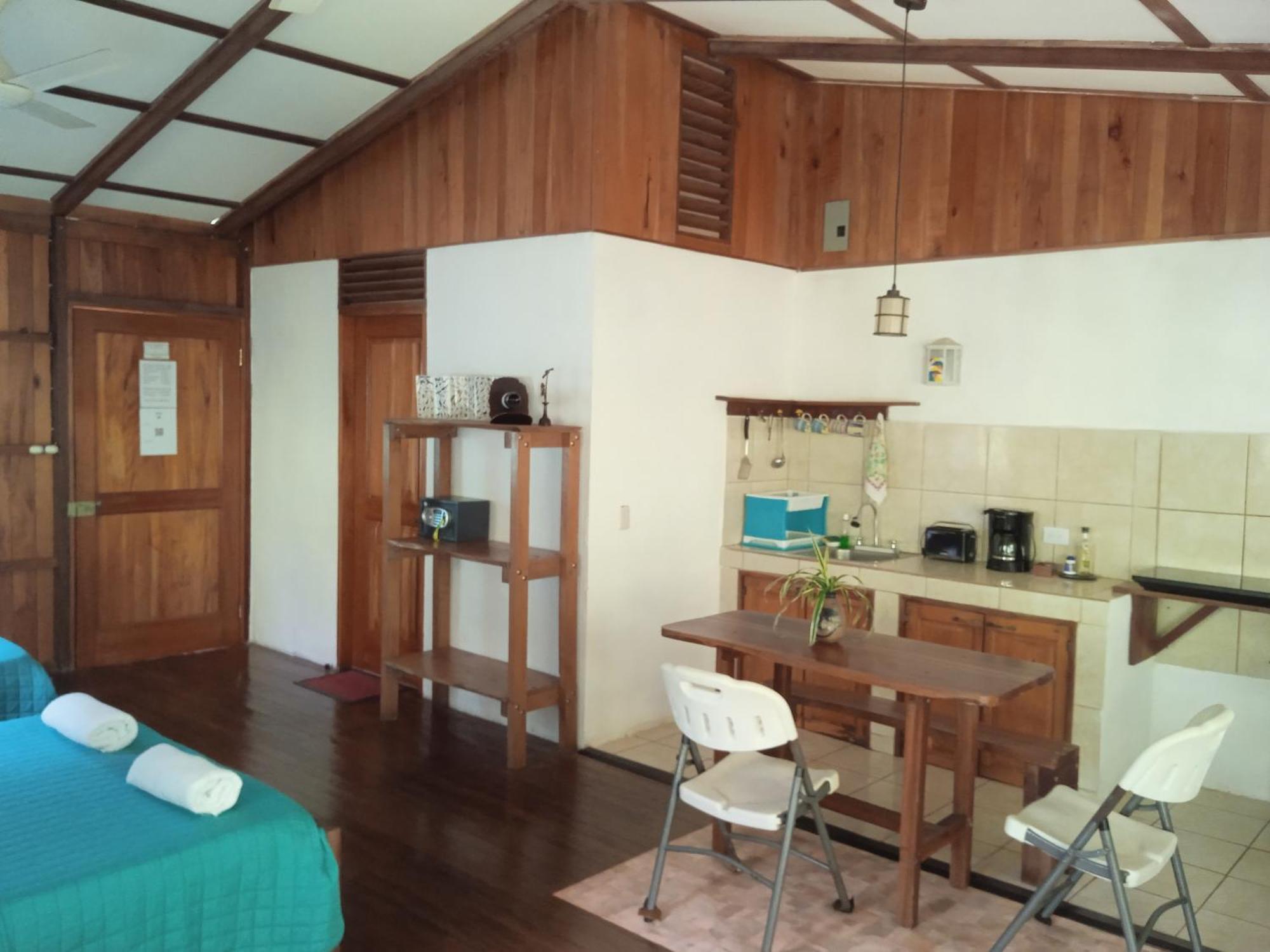 Cabanas Bajo Bosque Drake Drake Bay Exterior photo