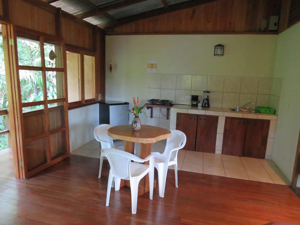 Cabanas Bajo Bosque Drake Drake Bay Exterior photo